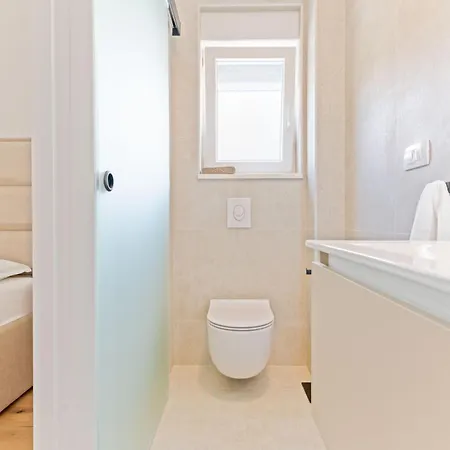 Lush Lägenhet *