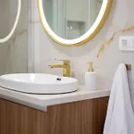 Apartment Lush *